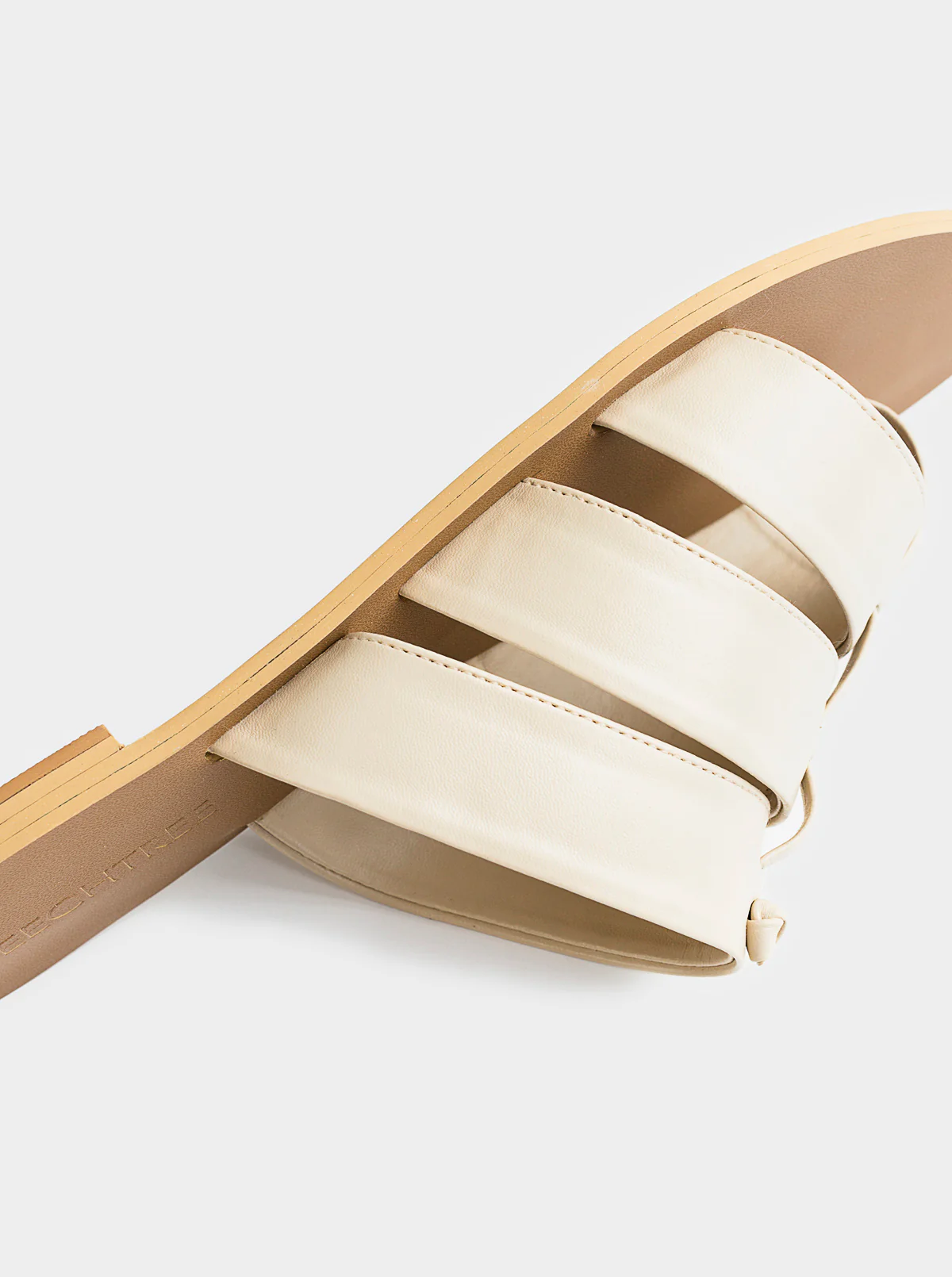 FOOTWEAR - Image 3