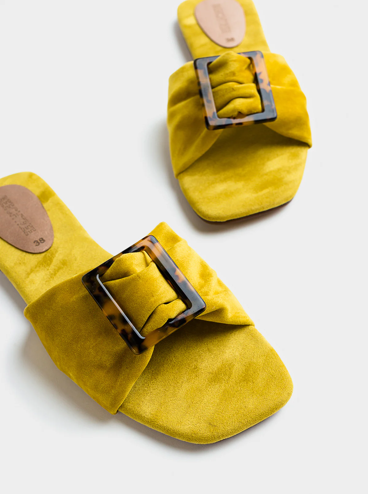 FOOTWEAR - Image 2