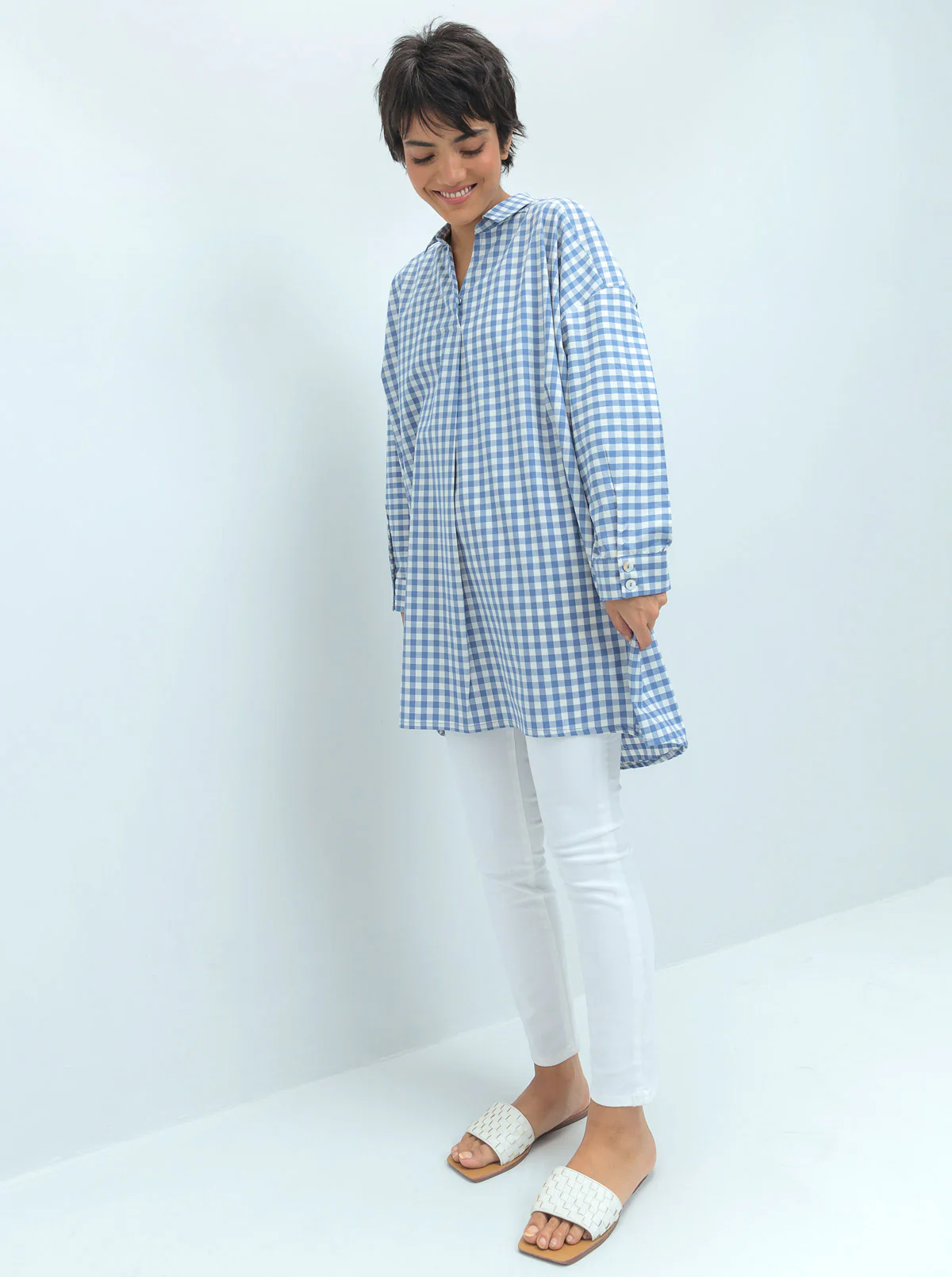 BLUE CHECK BAGGY COLLAR SHIRT - Image 3