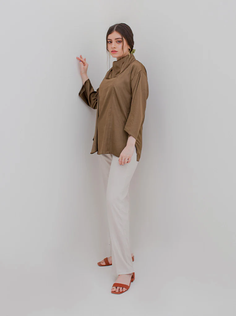 COFFEE DRAPED NECK BLOUSE - Image 4