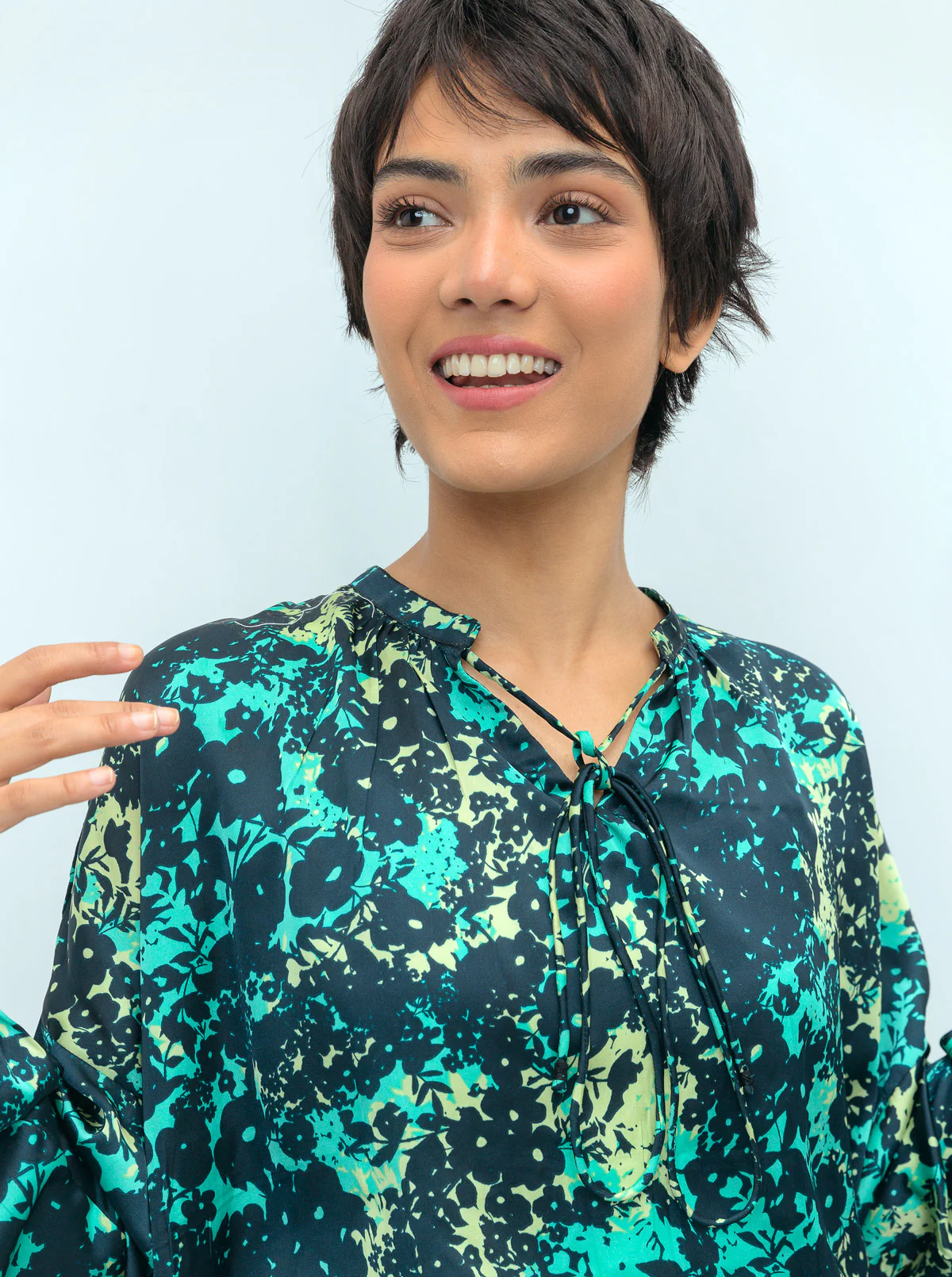 ABSTRACT FLORAL PRINT SILK BLOUSE - Image 2