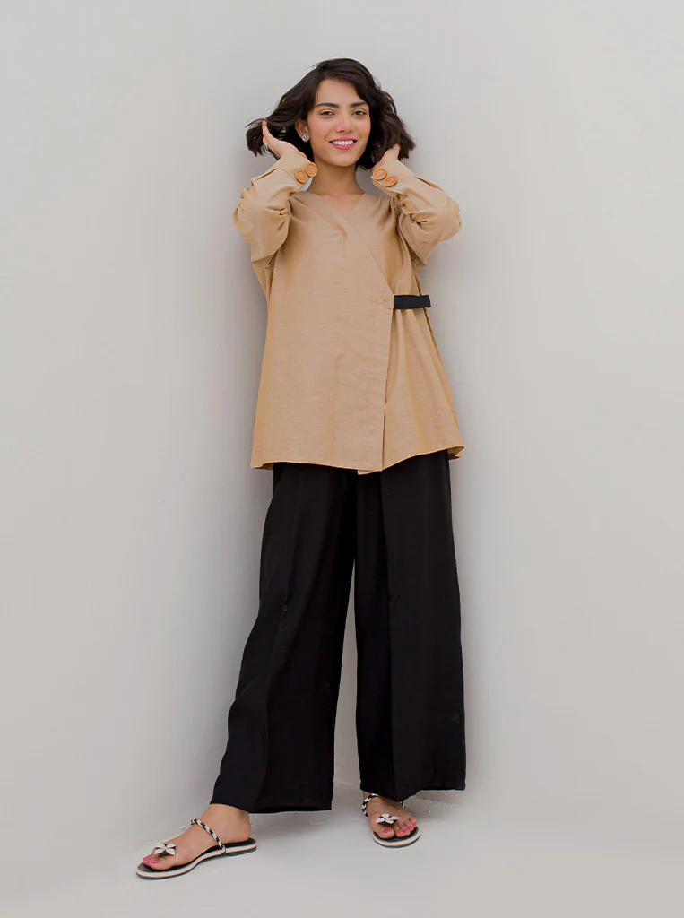 TAN BROWN WRAP TOP - Image 3