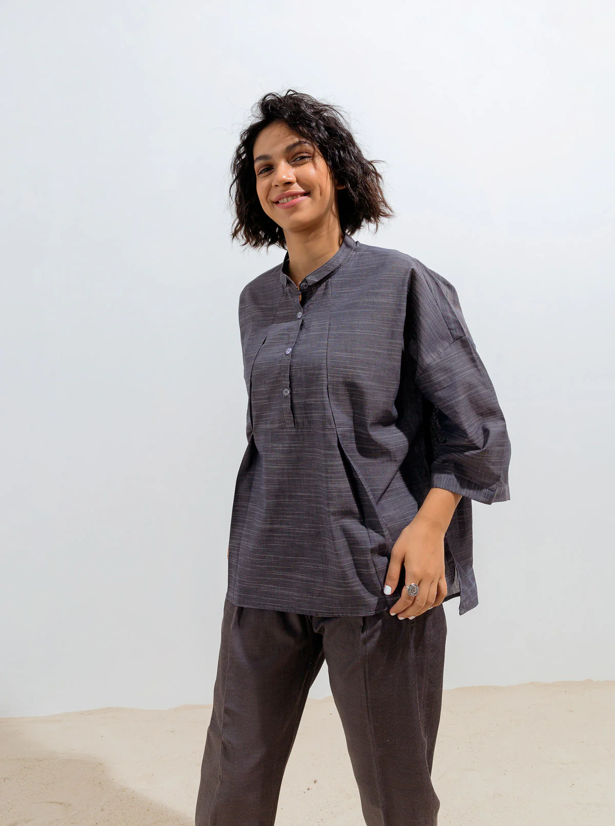 NAVY BOXY PLEATED COLLAR TOP - Image 4
