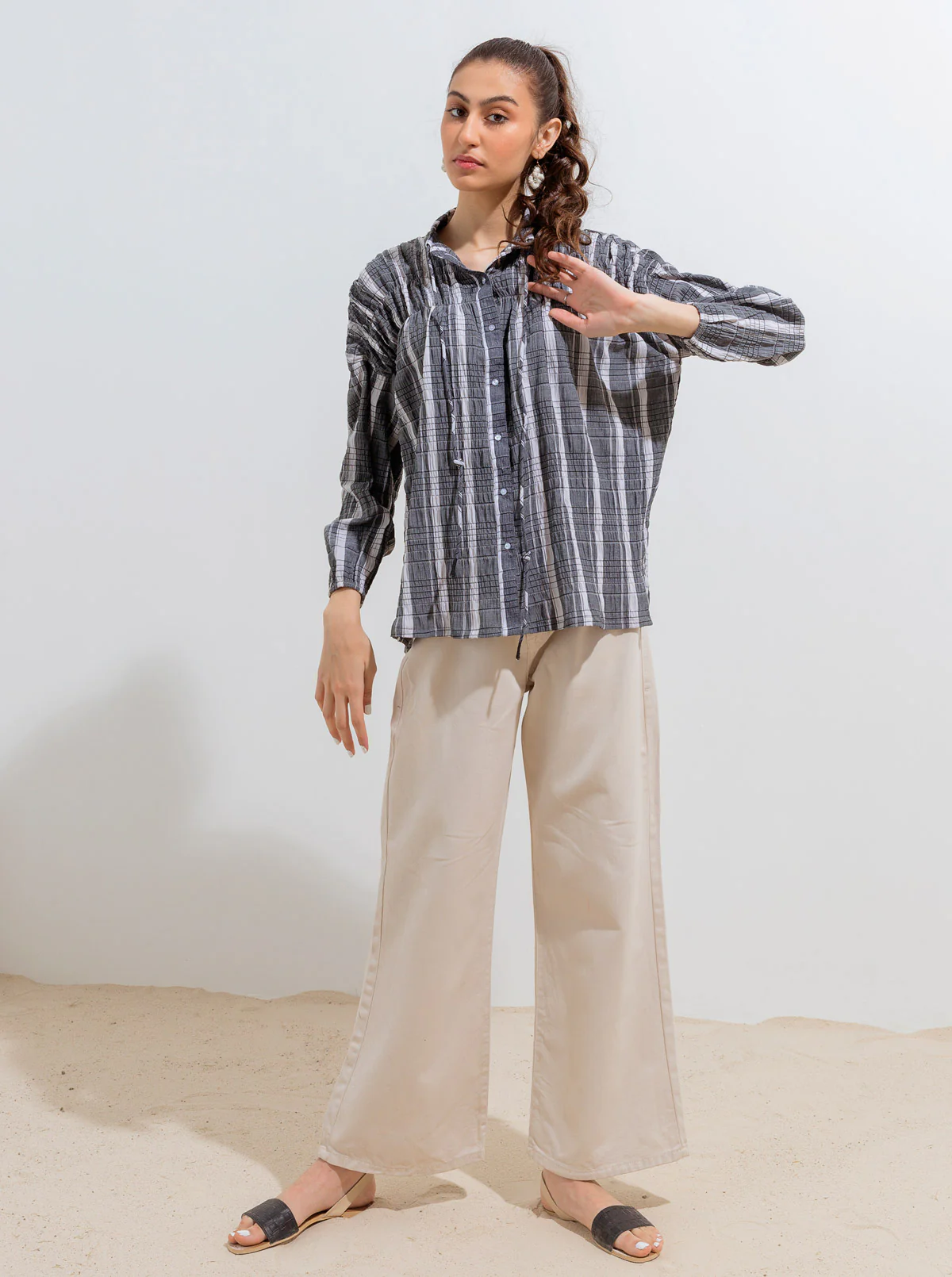 GRAY WHITE SMOCKED TOP - Image 2