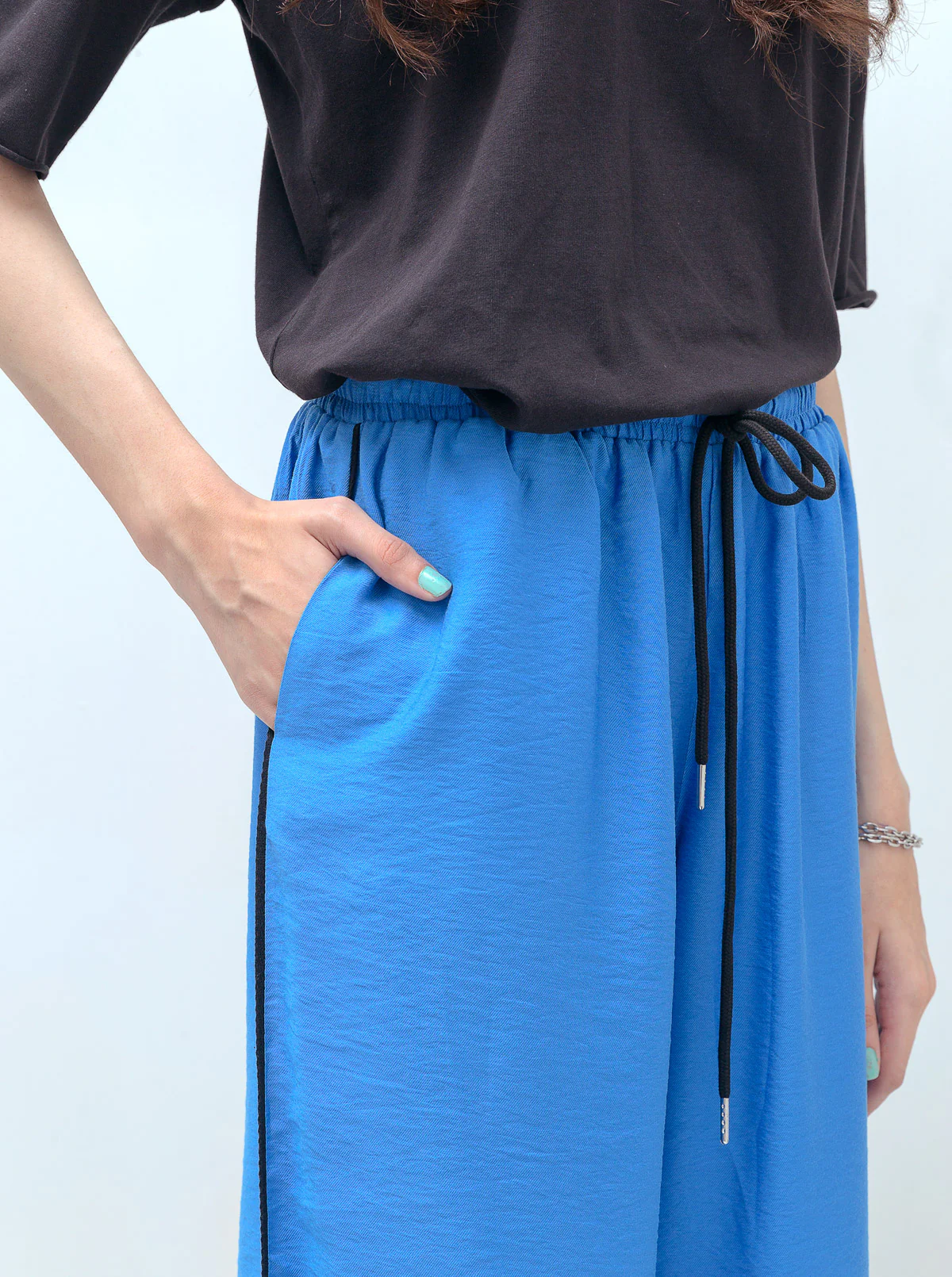 BLUE DRAPY TRACK PANTS - Image 2