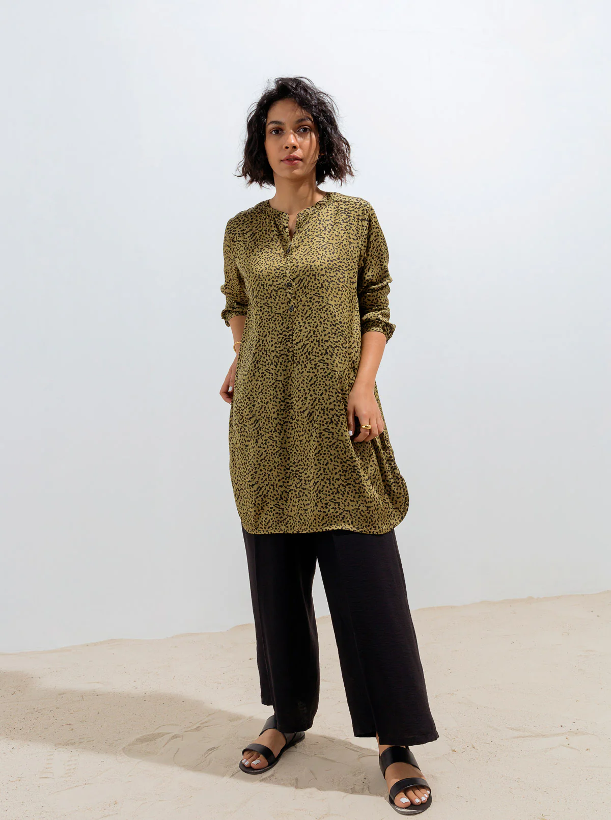 OLIVE ANIMAL PRINT TUNIC - Image 2