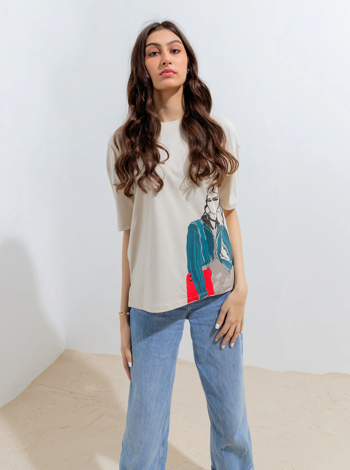 BEIGE GRAPHIC T-SHIRT - Image 3