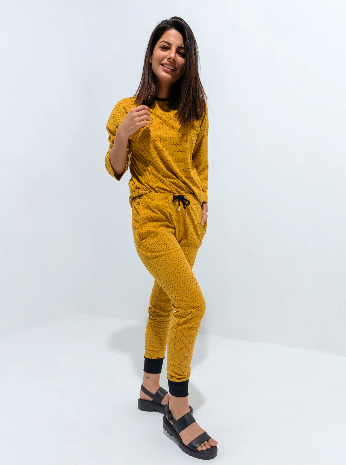 MUSTARD GEO-PRINT SUMMER TRACKSUIT - Image 4