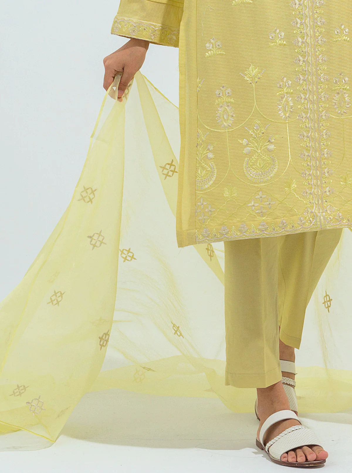 EMBROIDERED SHIRT WITH DUPATTA - Image 2