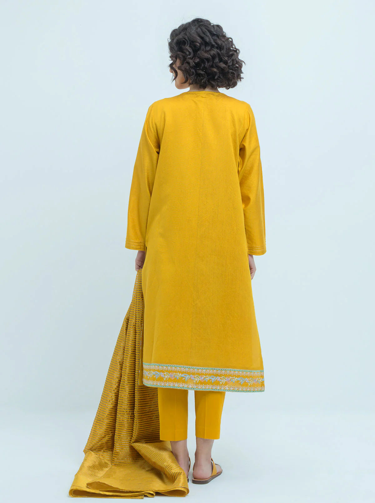 EMBROIDERED SHIRT WITH DUPATTA - Image 3