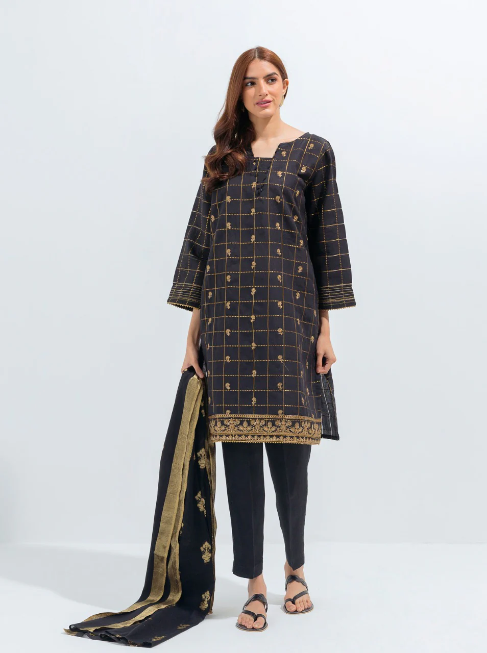 EMBROIDERED SHIRT WITH DUPATTA - Image 3