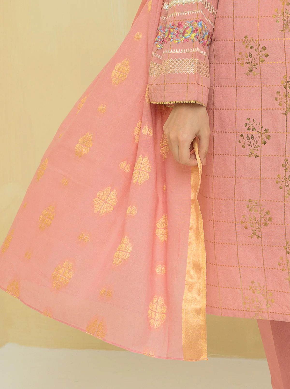 EMBROIDERED SHIRT WITH DUPATTA - Image 2