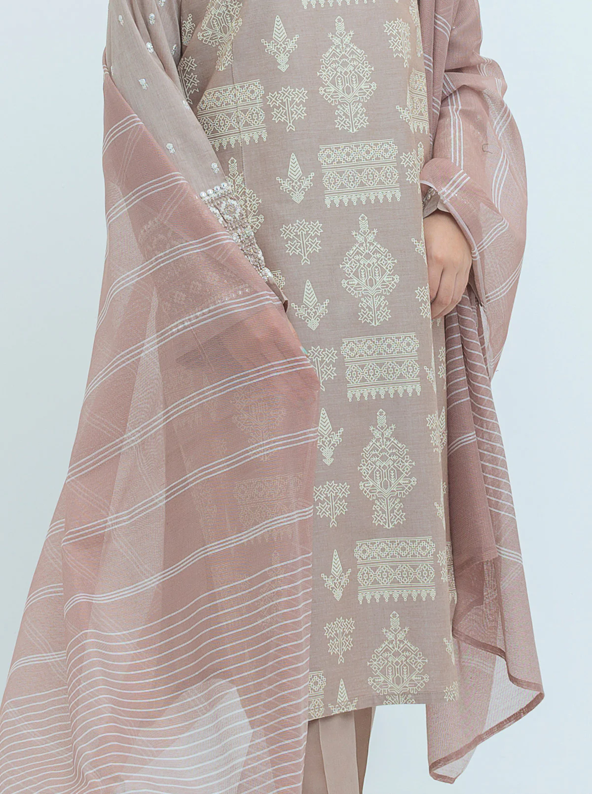 EMBROIDERED SHIRT WITH DUPATTA - Image 2