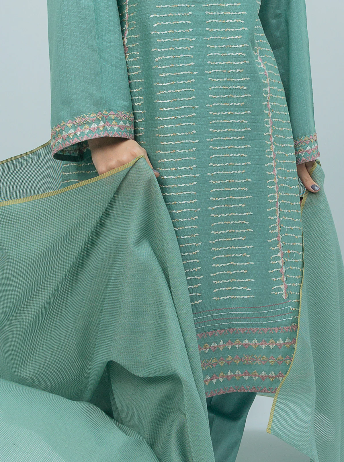 EMBROIDERED SHIRT WITH DUPATTA - Image 2