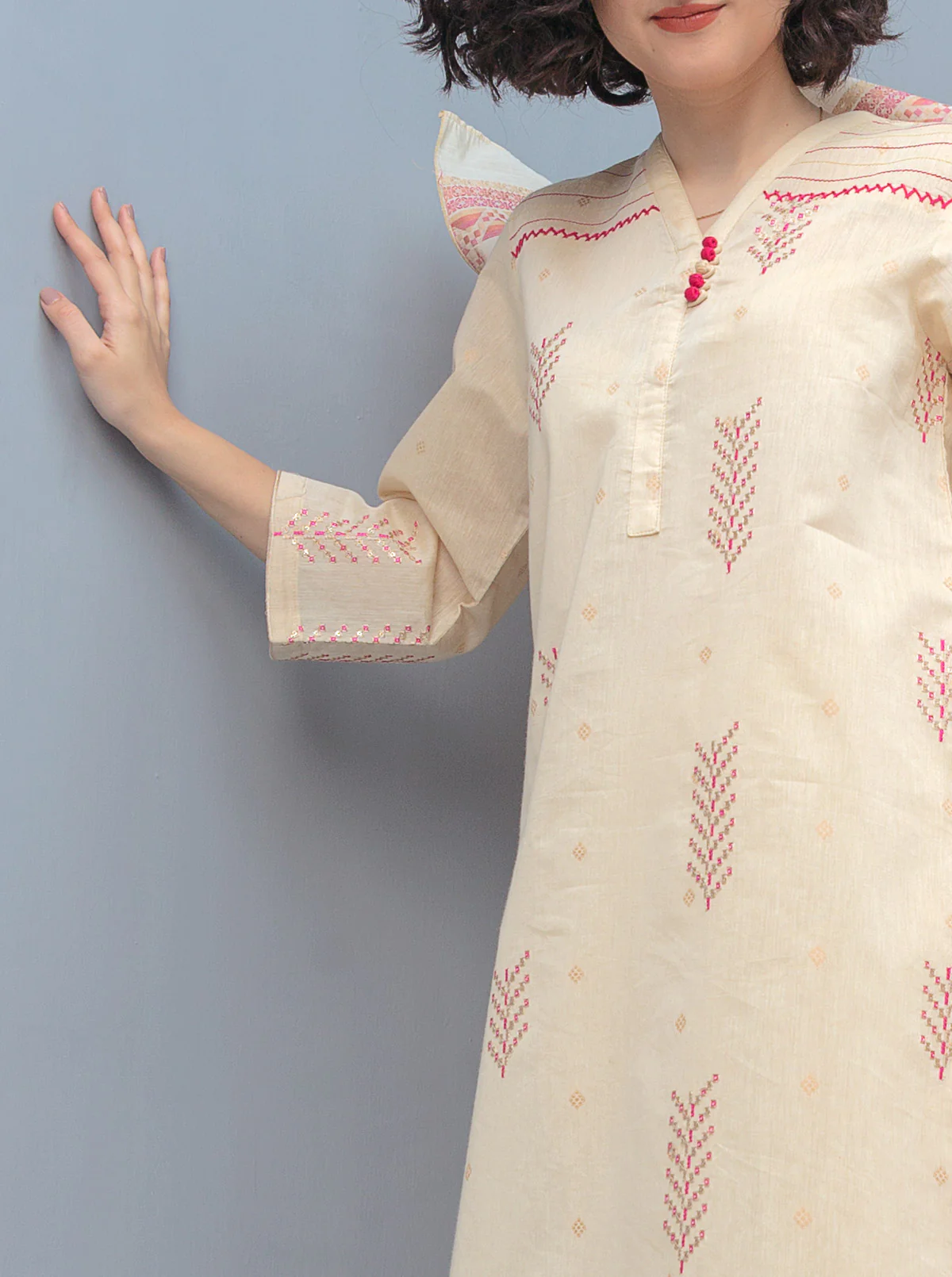EMBROIDERED SHIRT WITH DUPATTA - Image 2