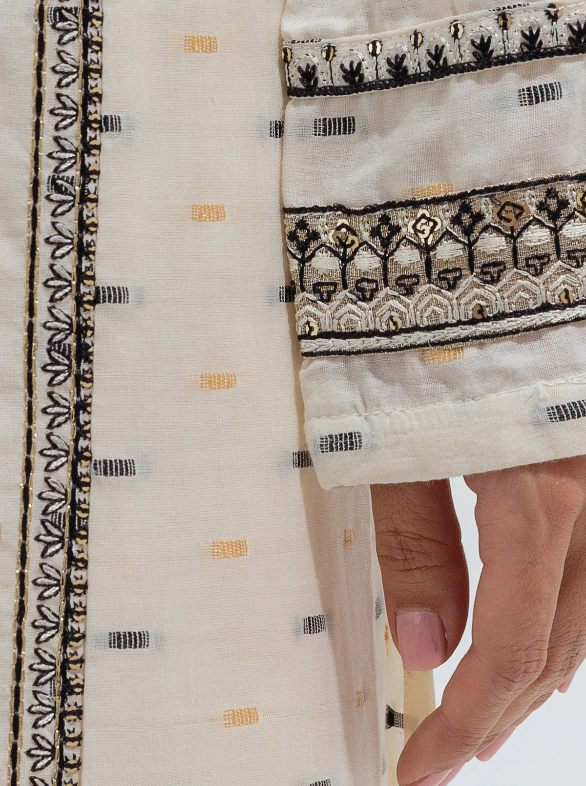 EMBROIDERED SHIRT WITH DUPATTA - Image 3