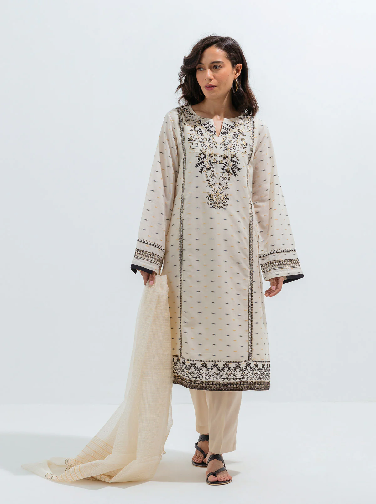 EMBROIDERED SHIRT WITH DUPATTA - Image 4
