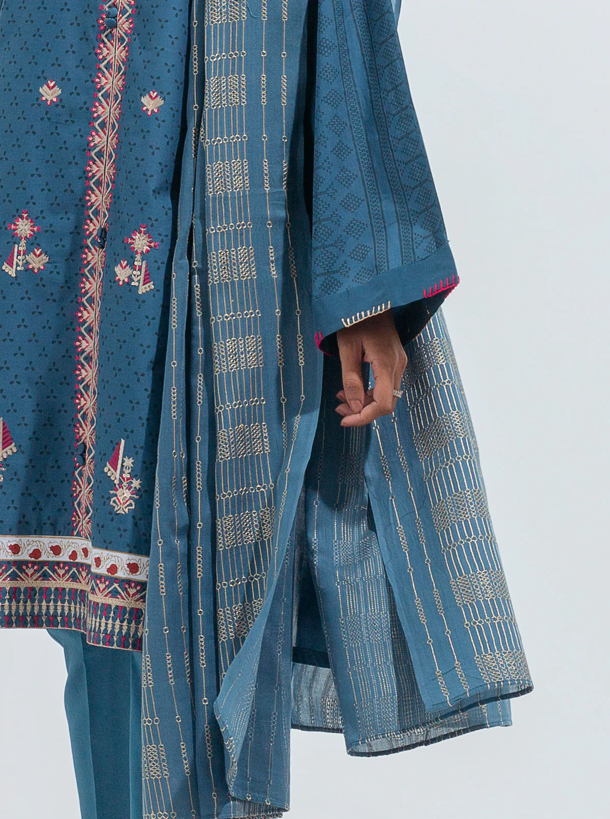 EMBROIDERED SHIRT WITH DUPATTA - Image 2