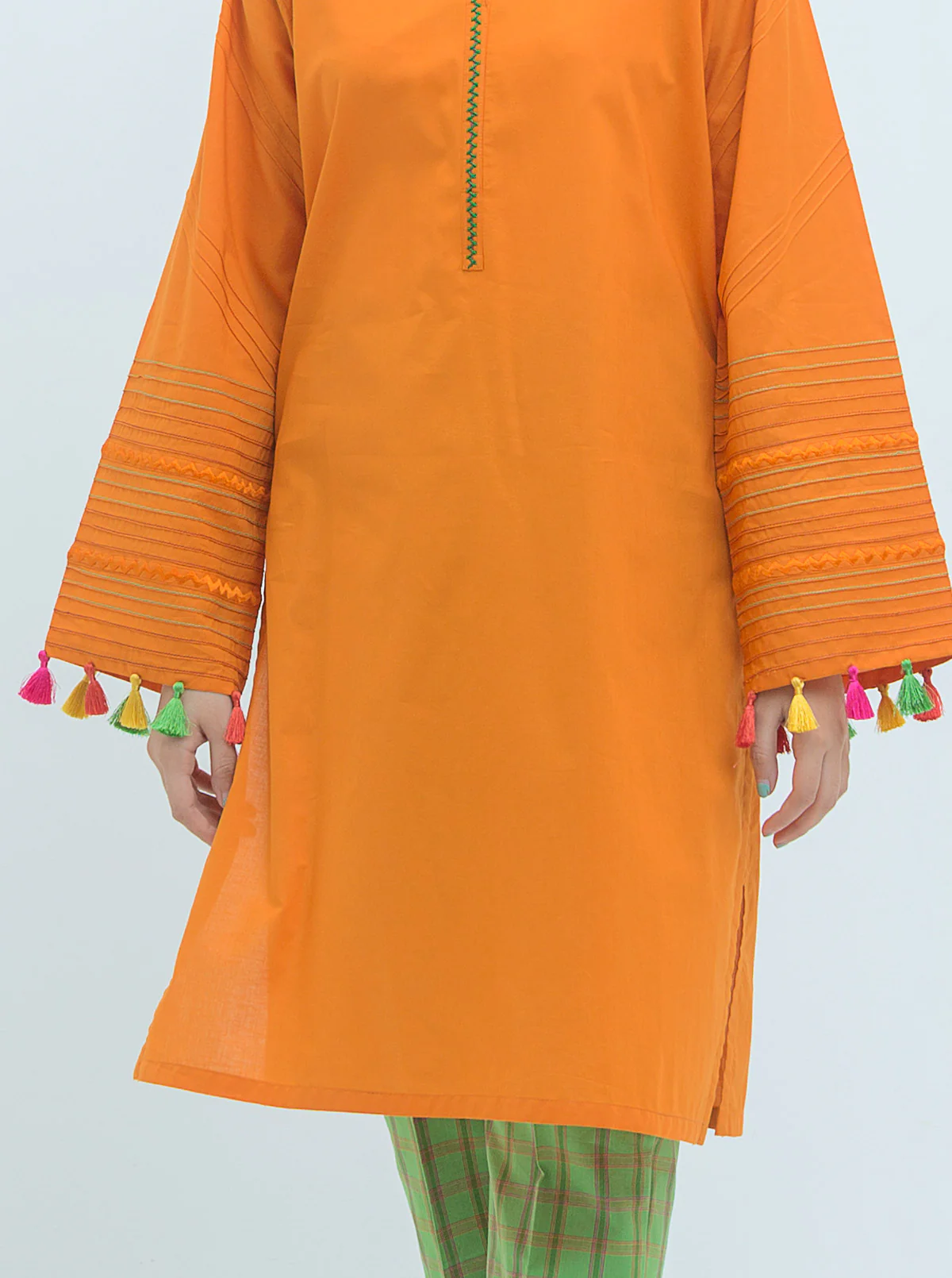 2 PIECE EMBROIDERED LAWN SUIT (PRET) - Image 2