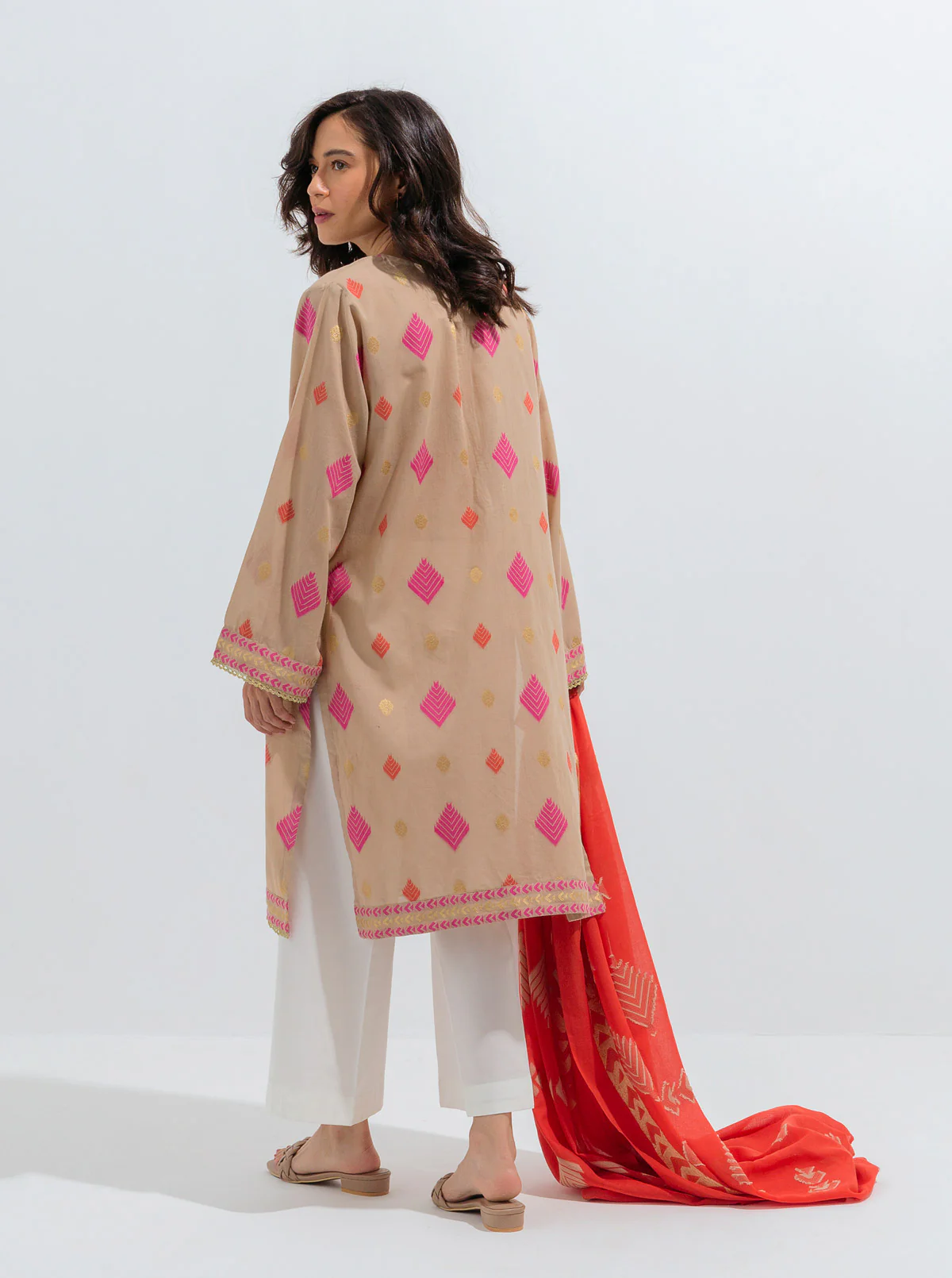 EMBROIDERED SHIRT WITH DUPATTA - Image 2
