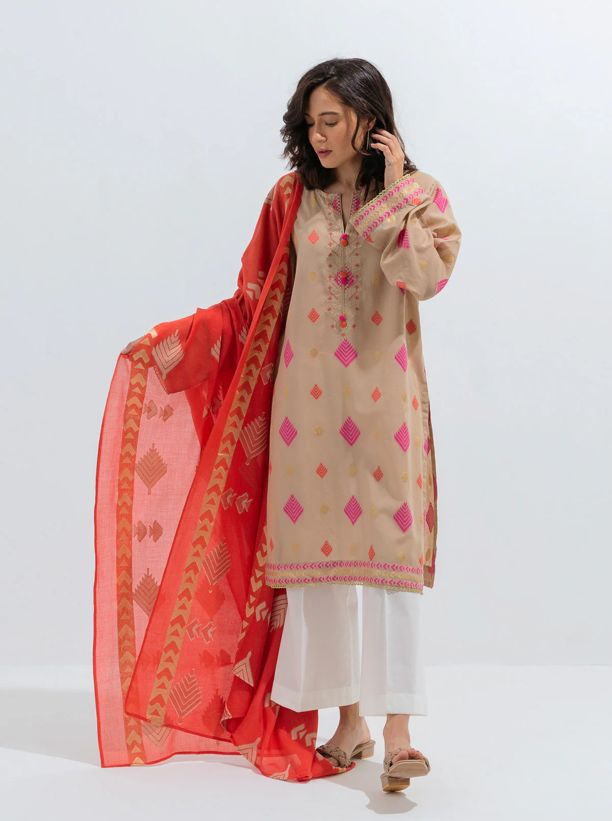 EMBROIDERED SHIRT WITH DUPATTA - Image 3
