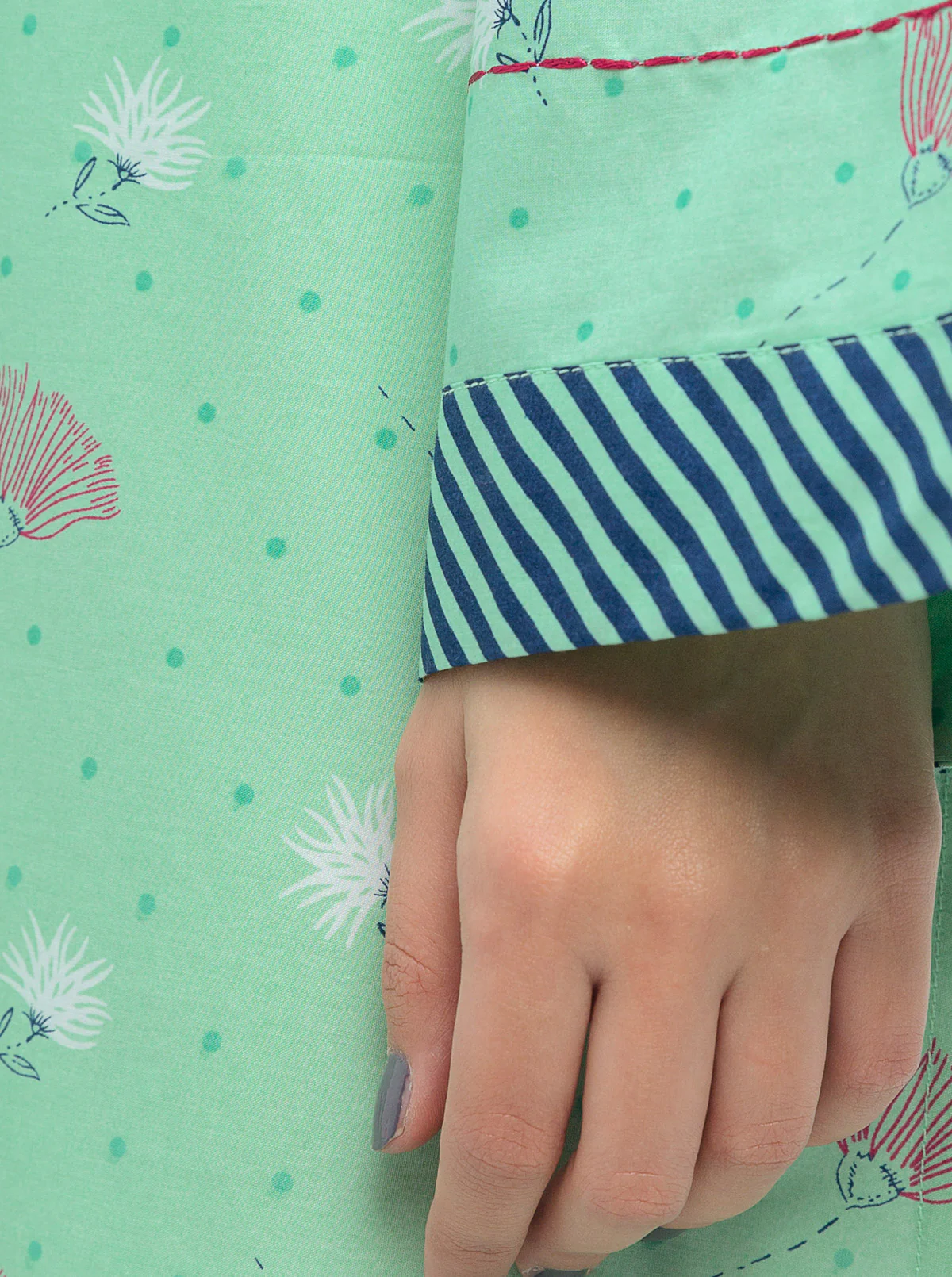EMBROIDERED LAWN SHIRT (PRET) - Image 3
