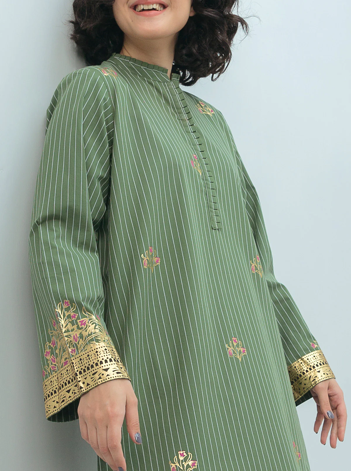 PRINTED YARN DYED COTTON SHIRT (PRET) - Image 2