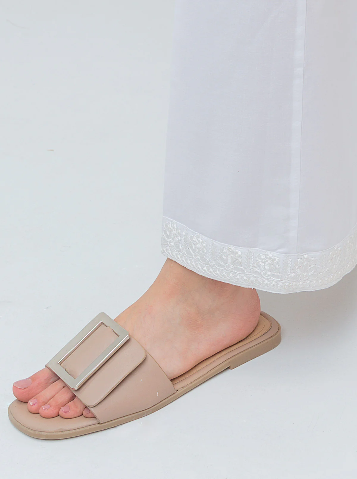 EMBROIDERED SLACK PANTS - Image 2