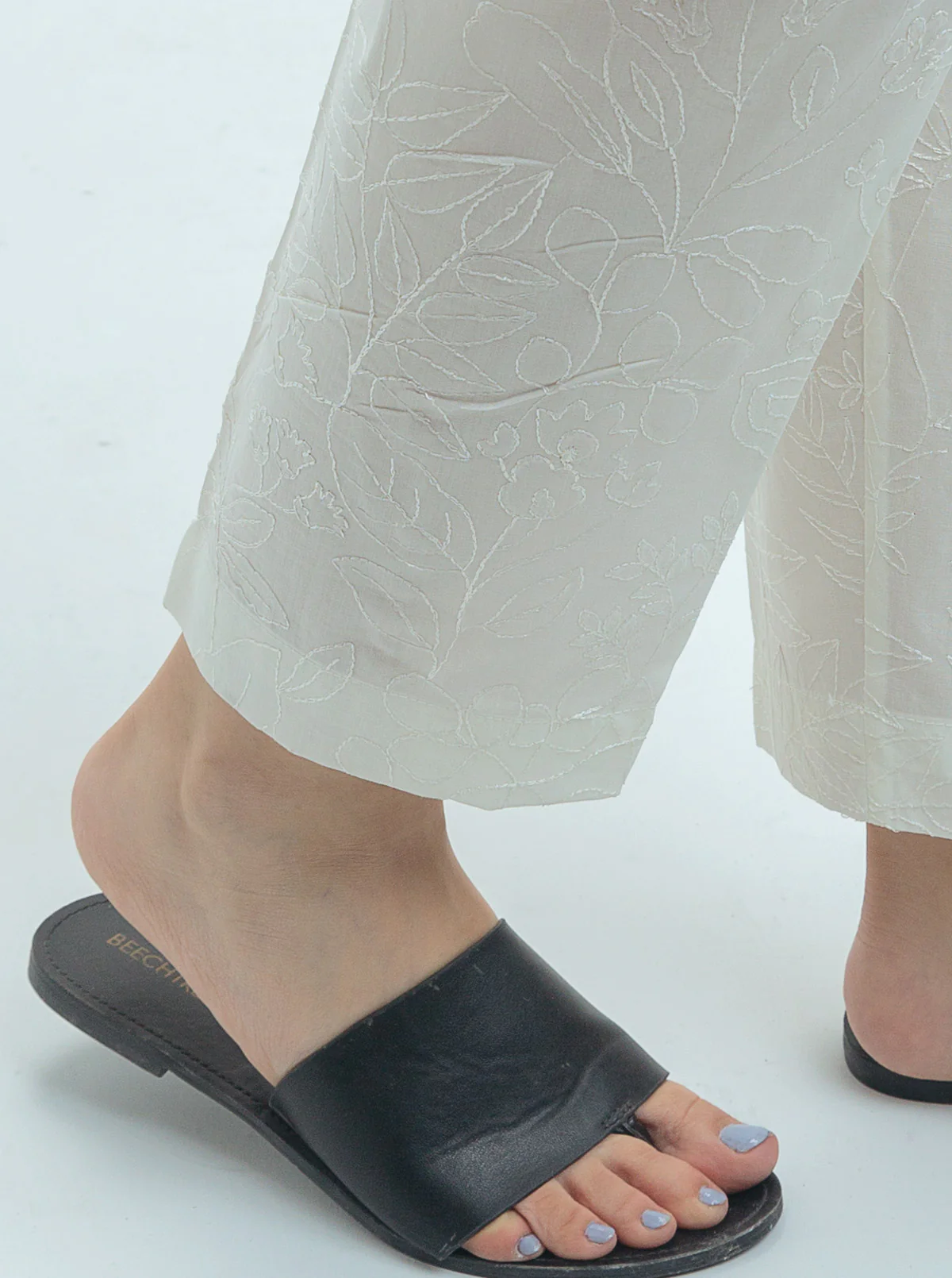 EMBROIDERED STRAIGHT PANTS - Image 2