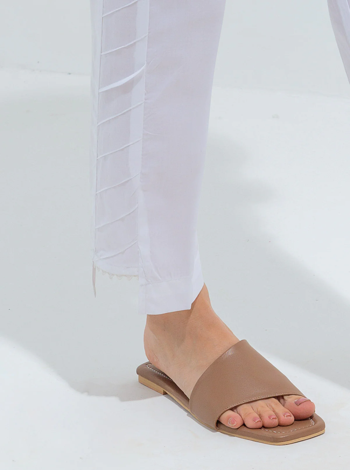 BASIC STRAIGHT PANTS - Image 2
