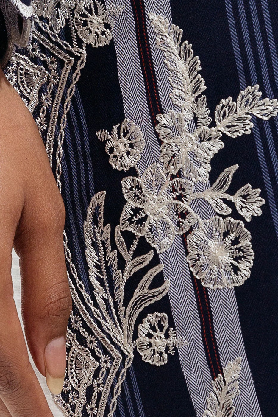 EMBROIDERED SHIRT - Image 3
