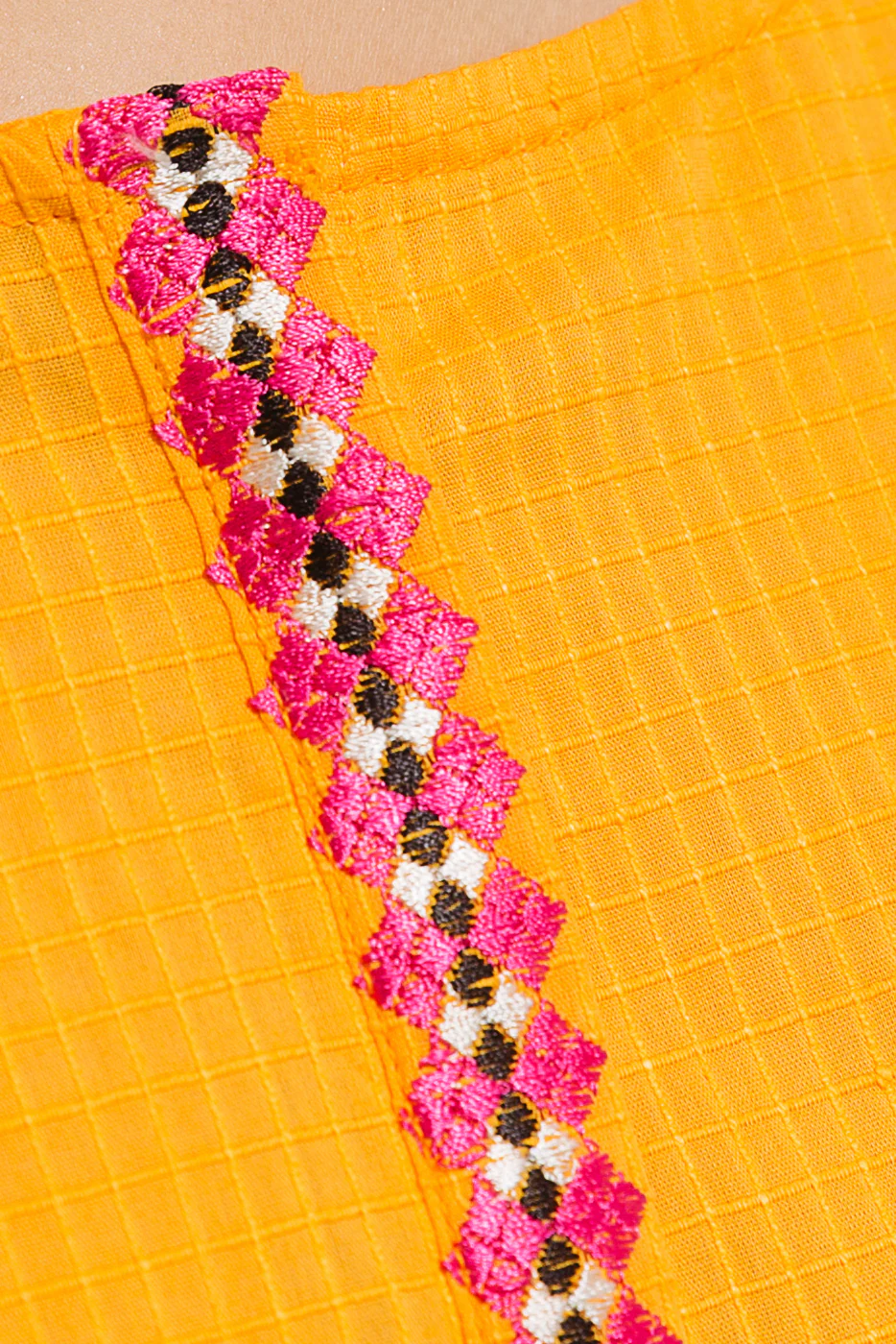 EMBROIDERED TEXTURED SHIRT (PRET) - Image 2