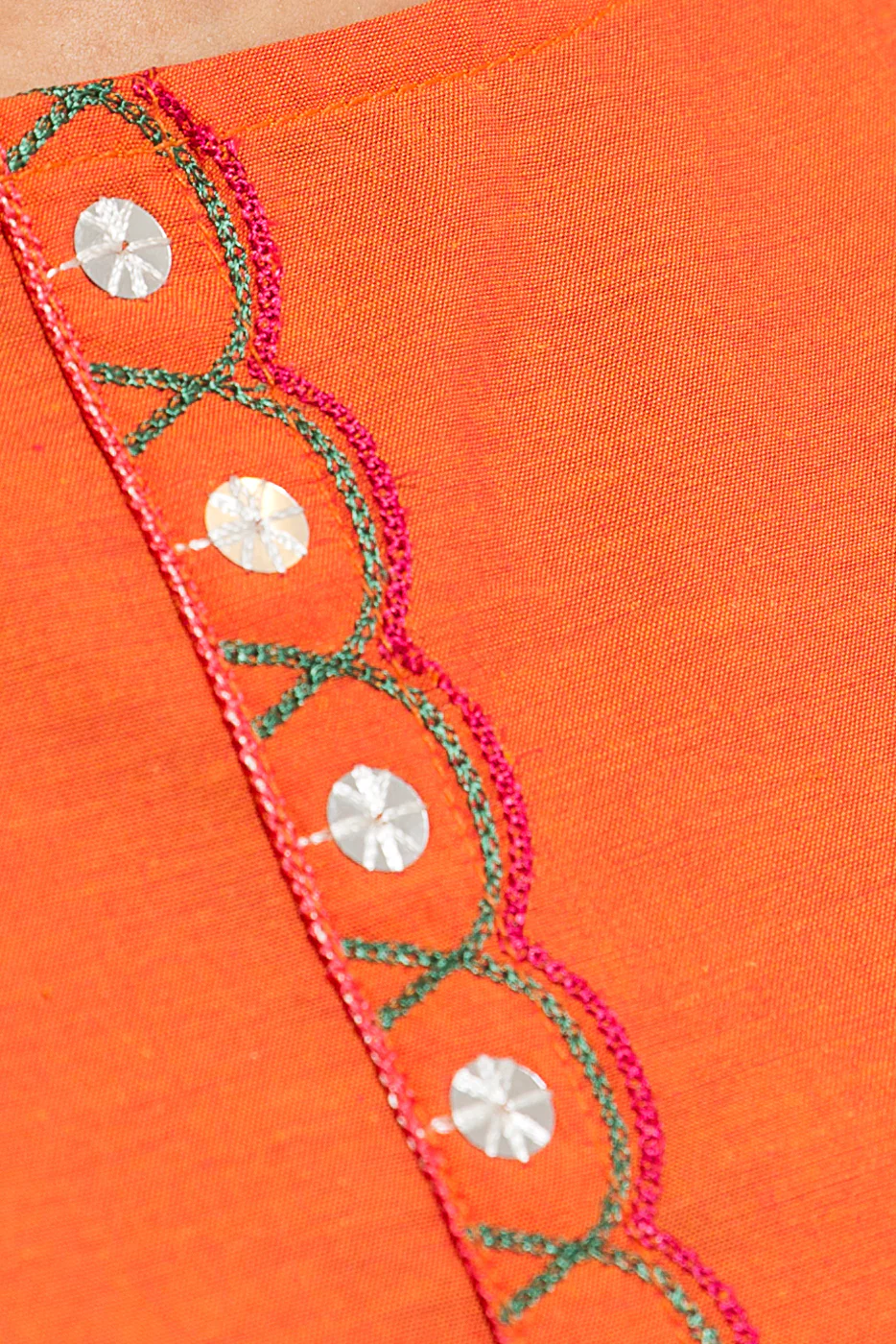 EMBROIDERED CHAMBRAY SHIRT (PRET) - Image 4