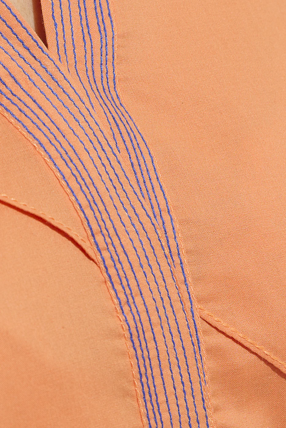 EMBROIDERED LAWN SHIRT (PRET) - Image 2