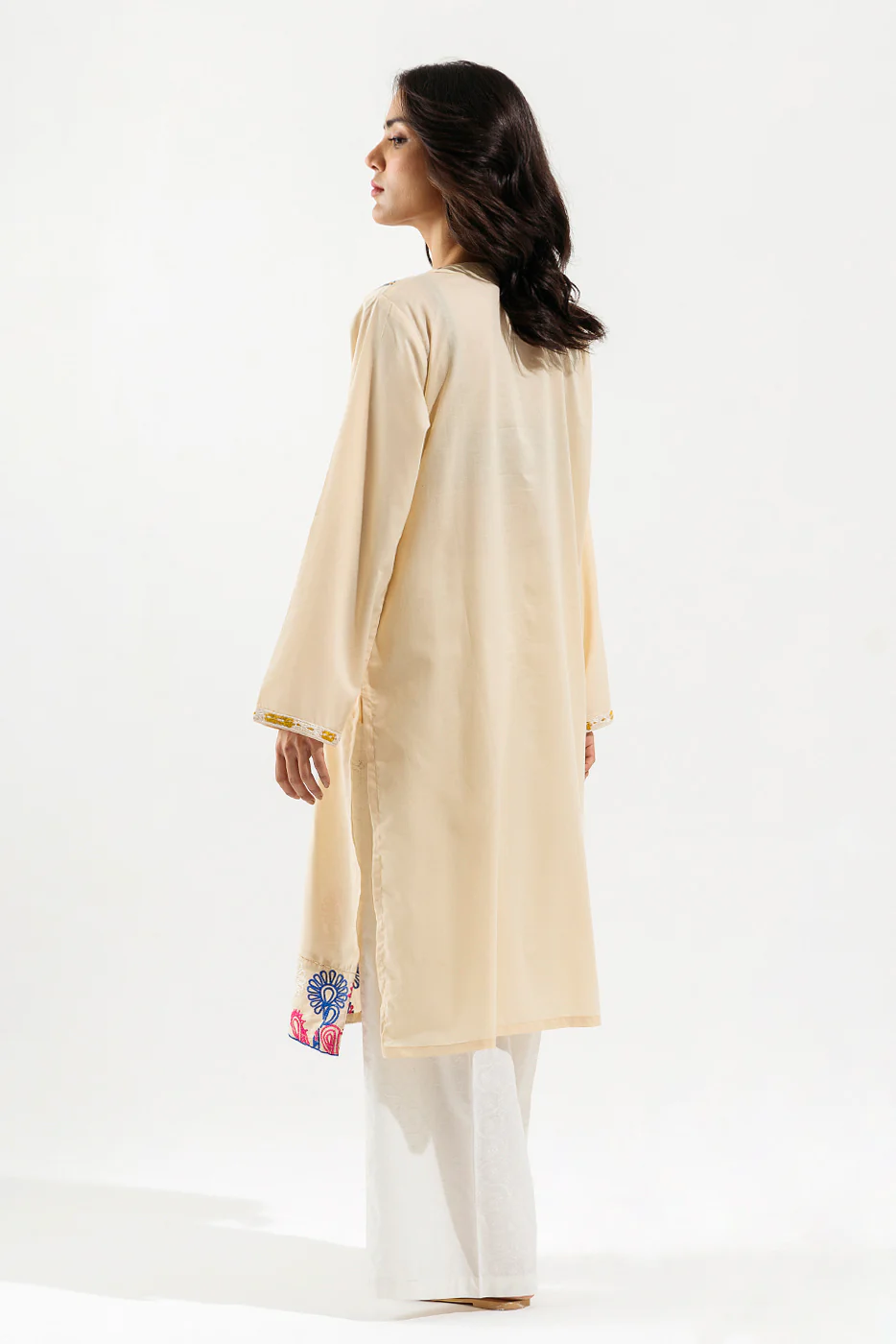 EMBROIDERED LAWN SHIRT (PRET) - Image 4