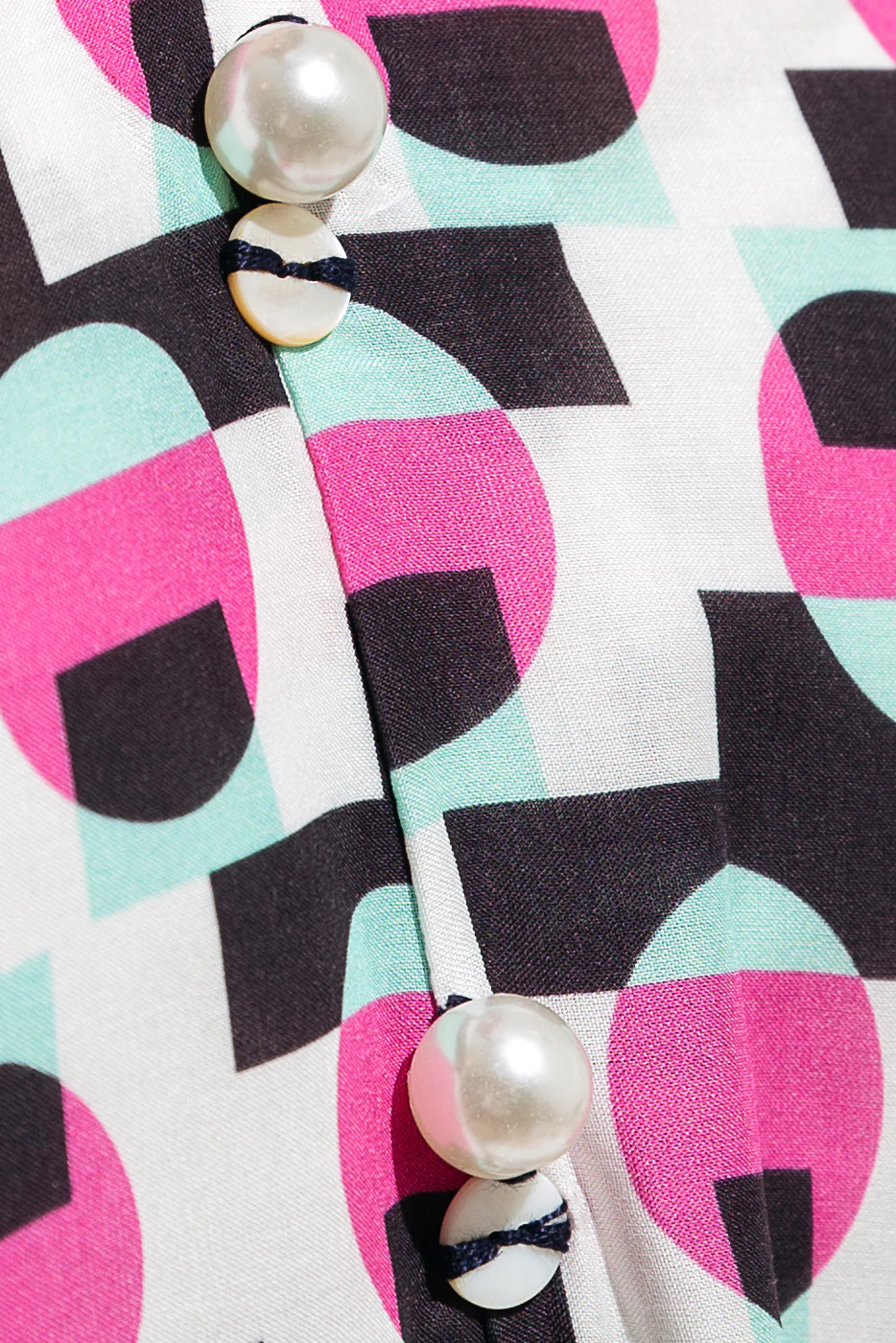 2 PIECE PRINTED VISCOSE SUIT (PRET) - Image 4