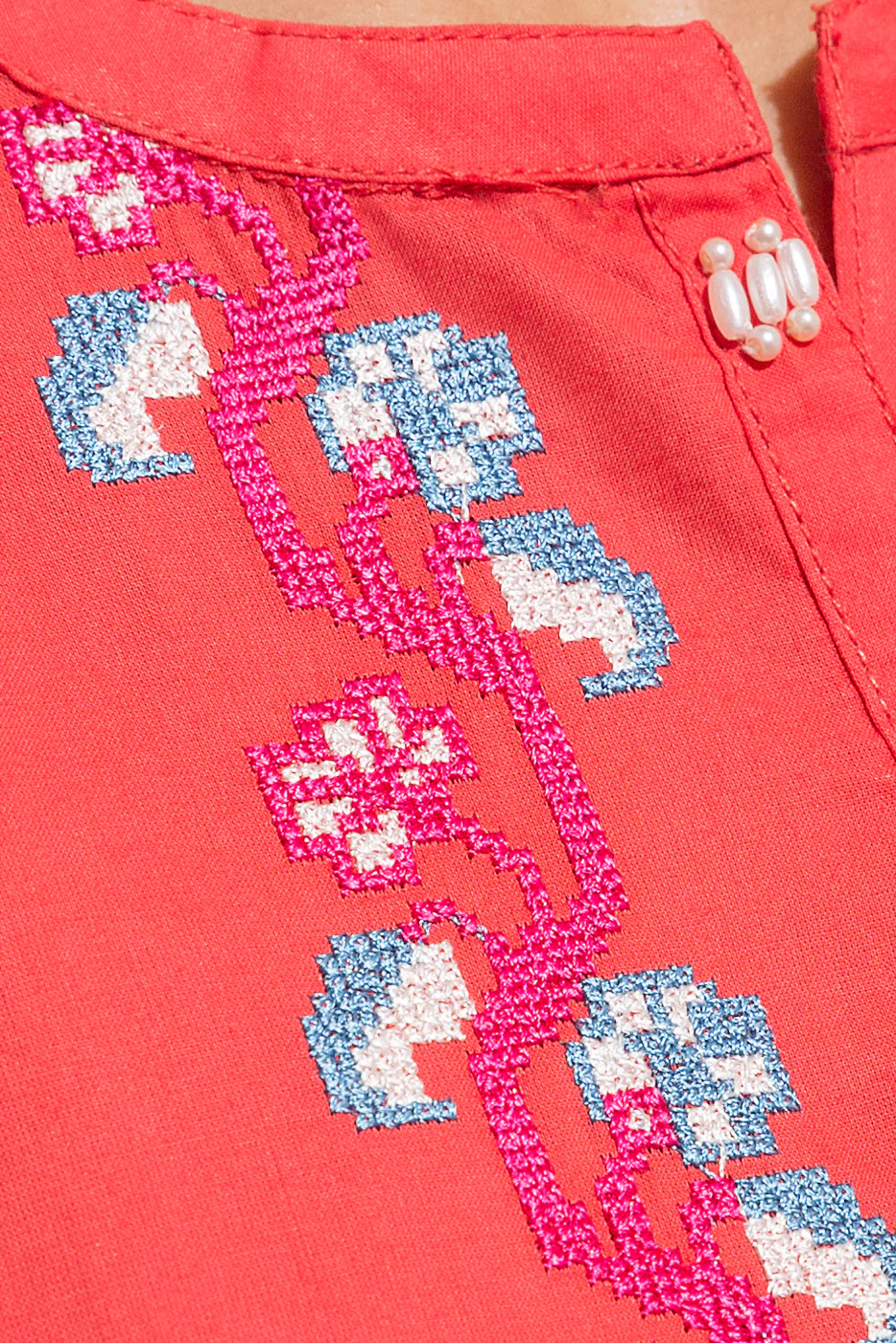 EMBROIDERED LAWN SHIRT (PRET) - Image 4