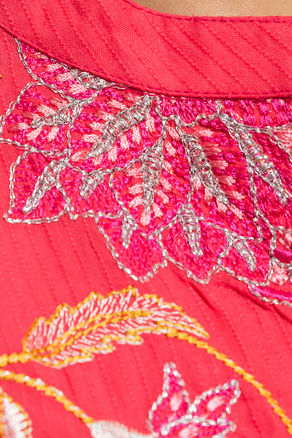 EMBROIDERED LAWN SHIRT (PRET) - Image 4