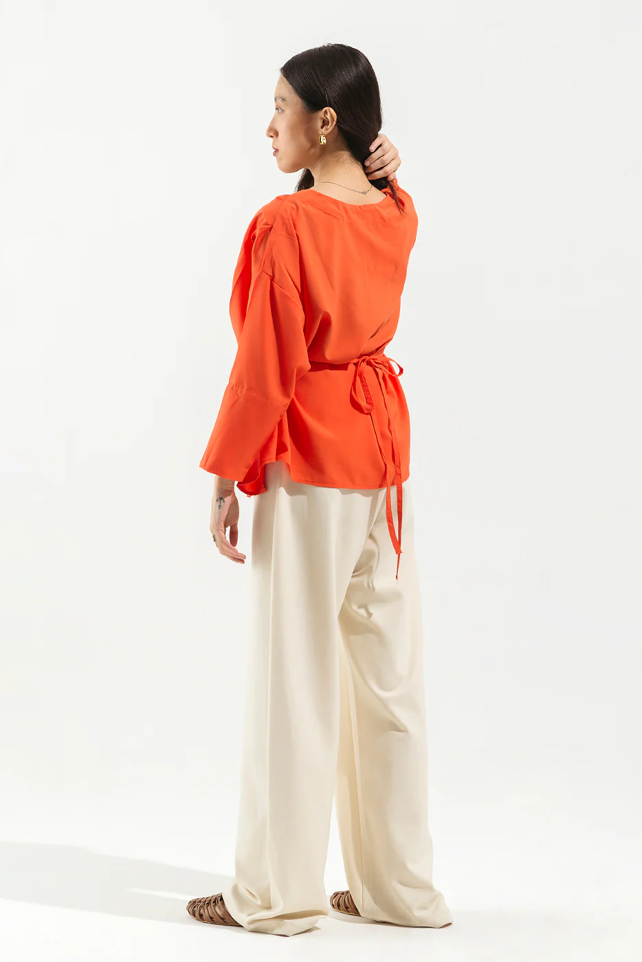ORANGE CREPE PLEATED TOP - Image 4