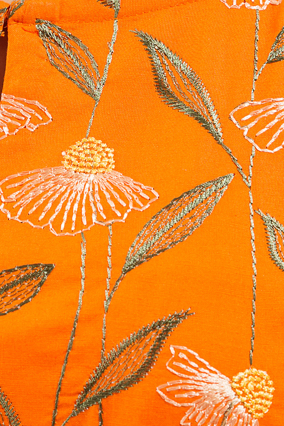 2 PIECE EMBROIDERED LAWN SUIT (PRET) - Image 5