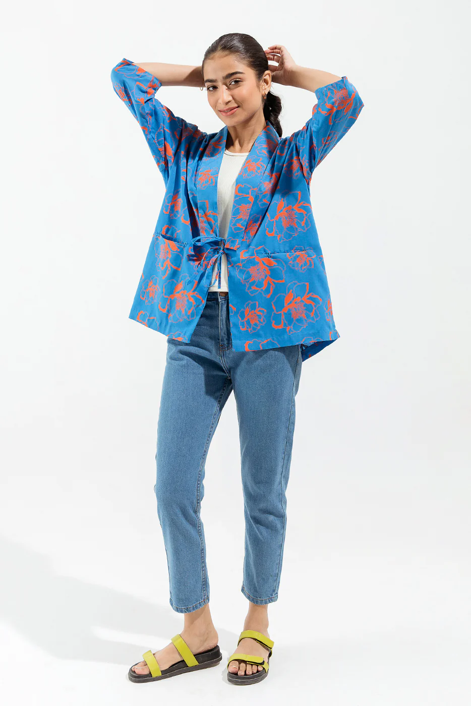 HAND SCREEN PRINTED BLUE KIMONO - Image 2