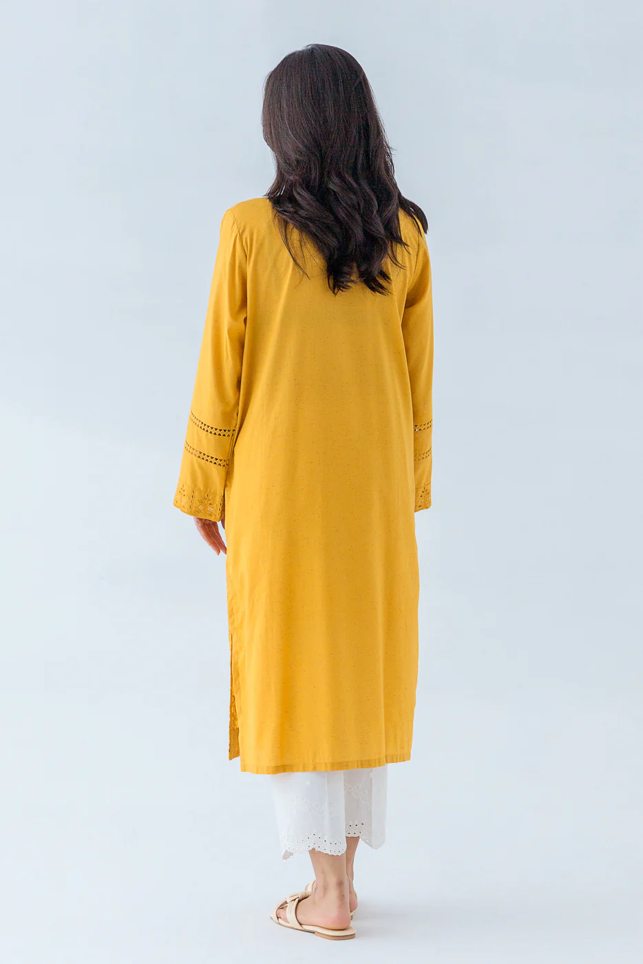 EMBROIDERED LAWN SHIRT (PRET) - Image 4
