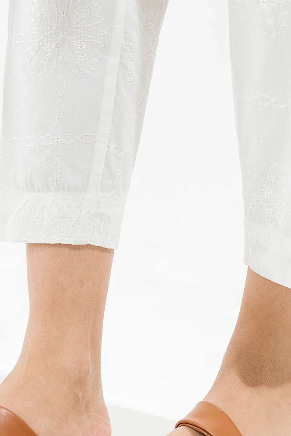 EMBROIDERED STRAIGHT PANTS - Image 2