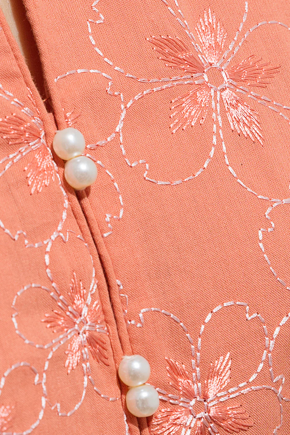 EMBROIDERED LAWN SHIRT (PRET) - Image 2