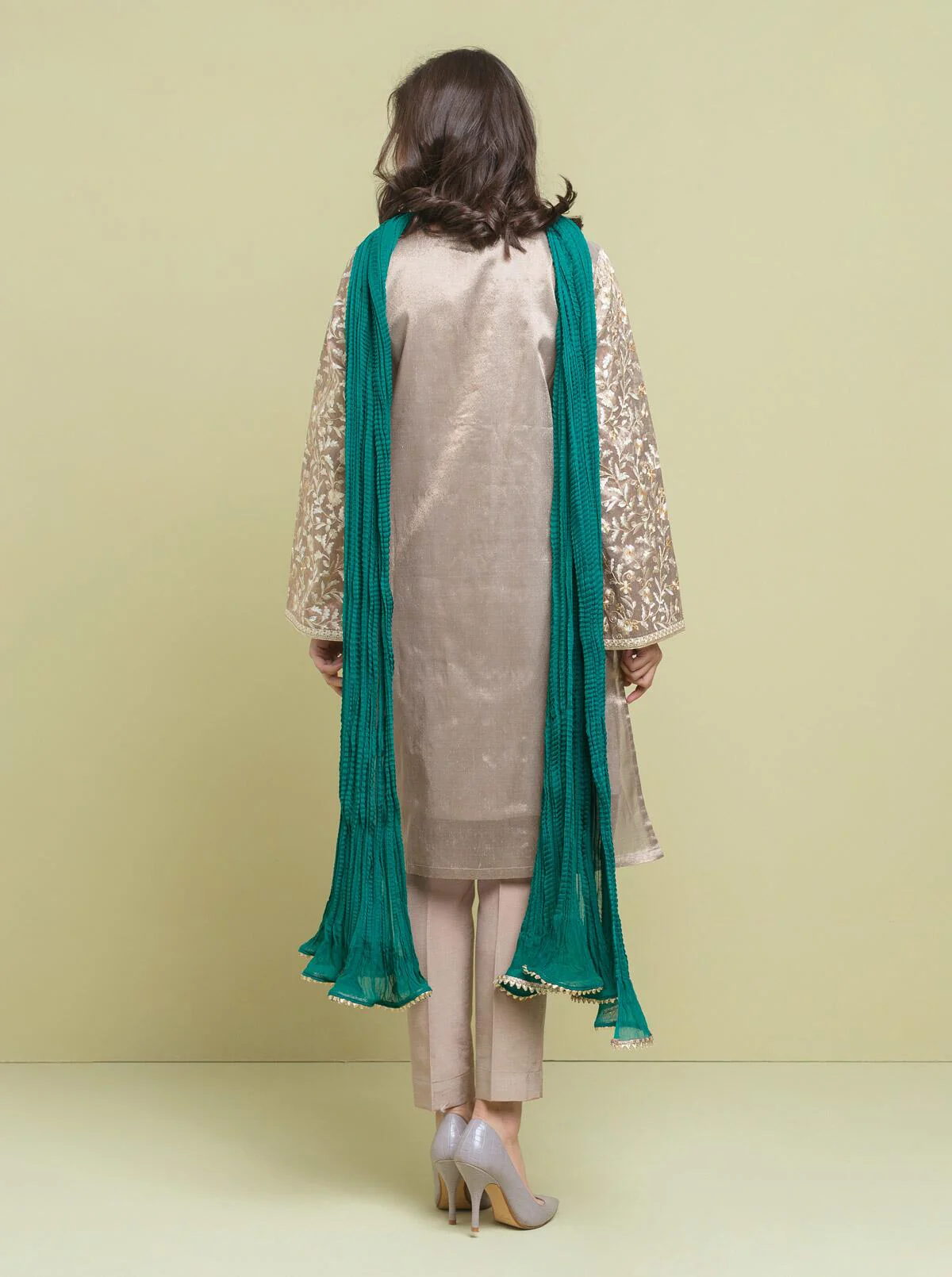 Embroidered Shirt With Dupatta - Image 3