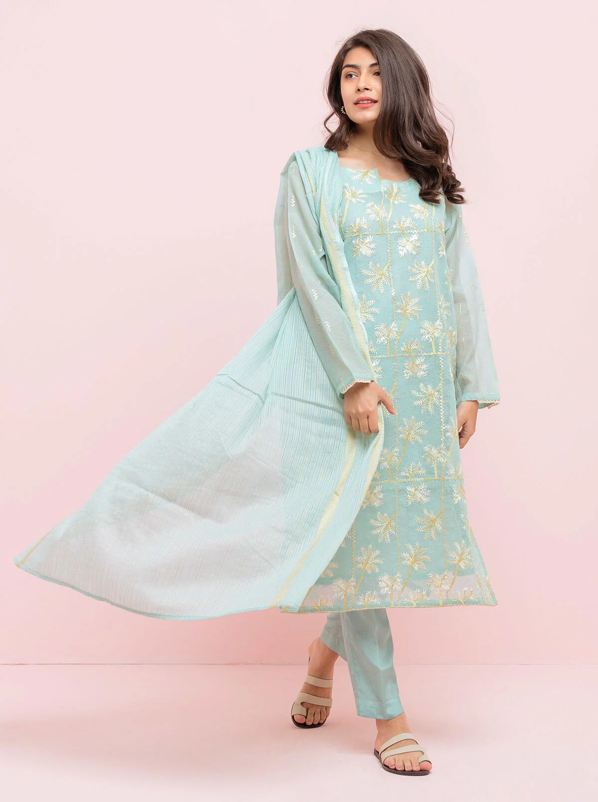 Embroidered Shirt With Dupatta - Image 4