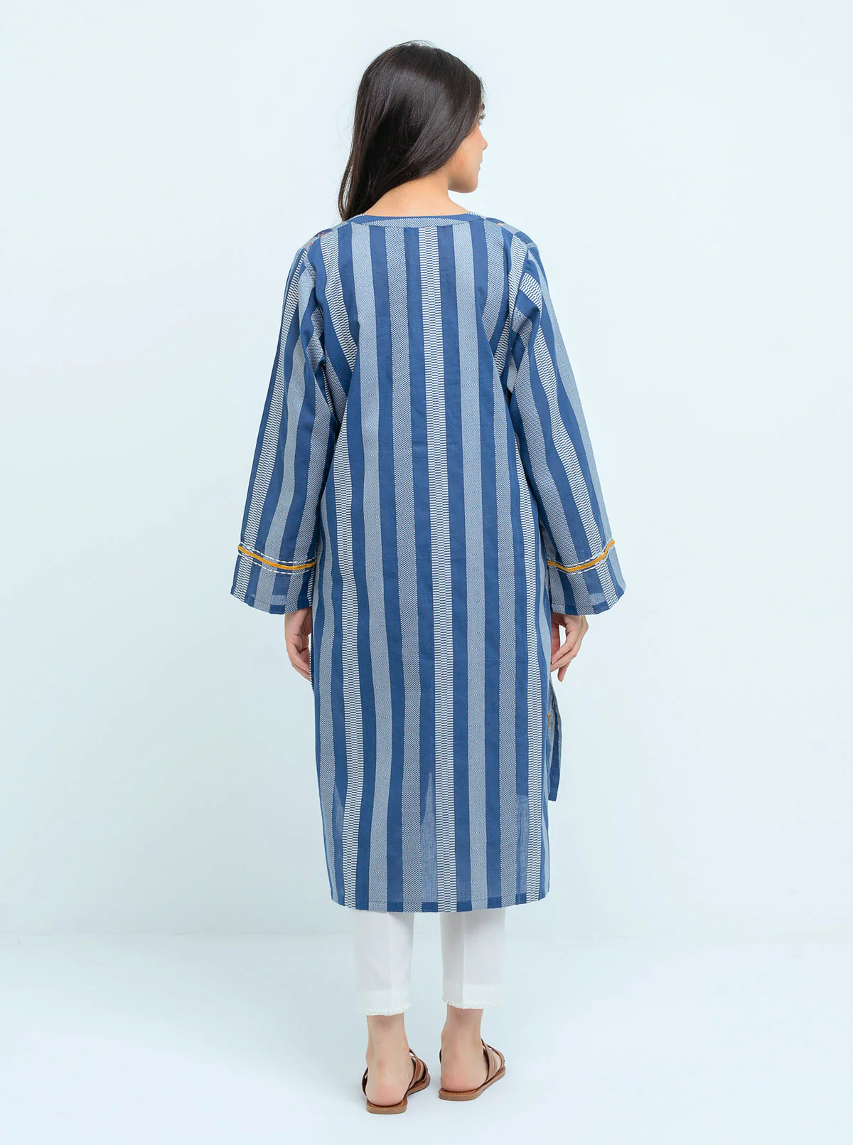 EMBROIDERED DOBBY HERRING BONE SHIRT (PRET) - Image 2