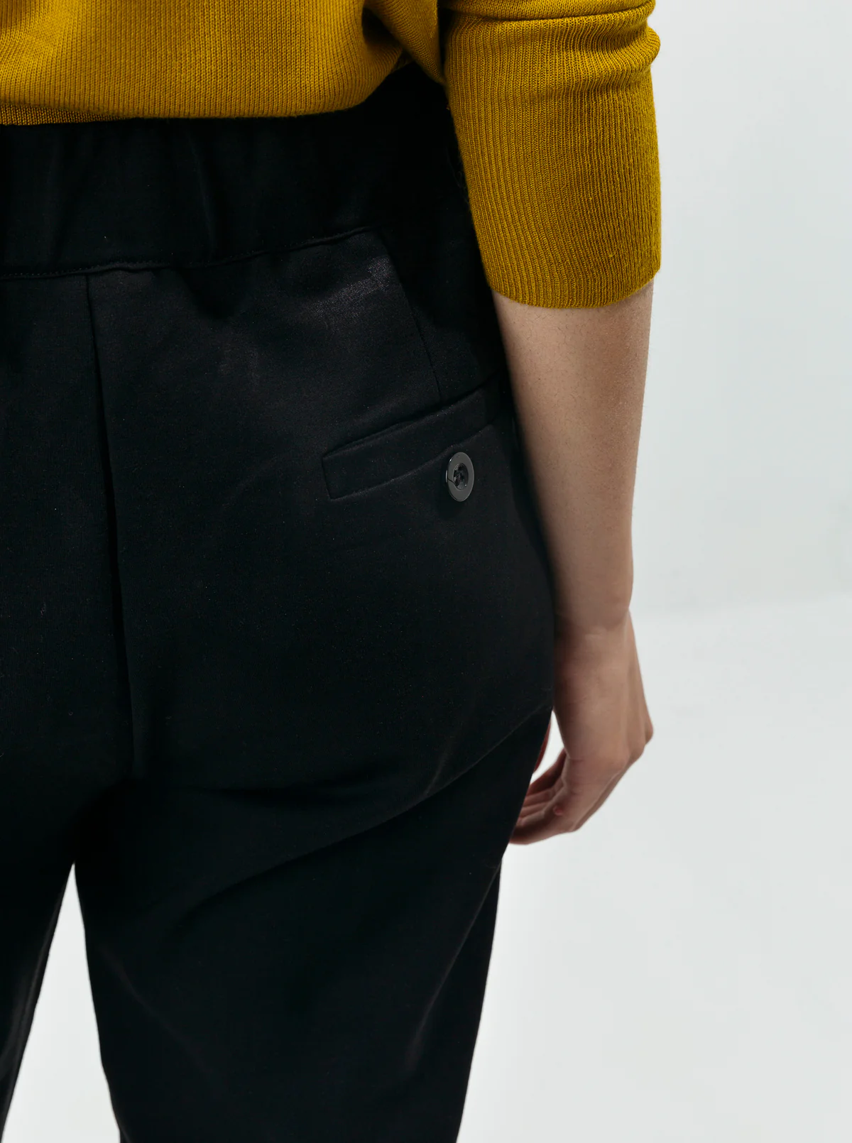 BLACK BI-STRETCH STRAIGHT PANTS - Image 3