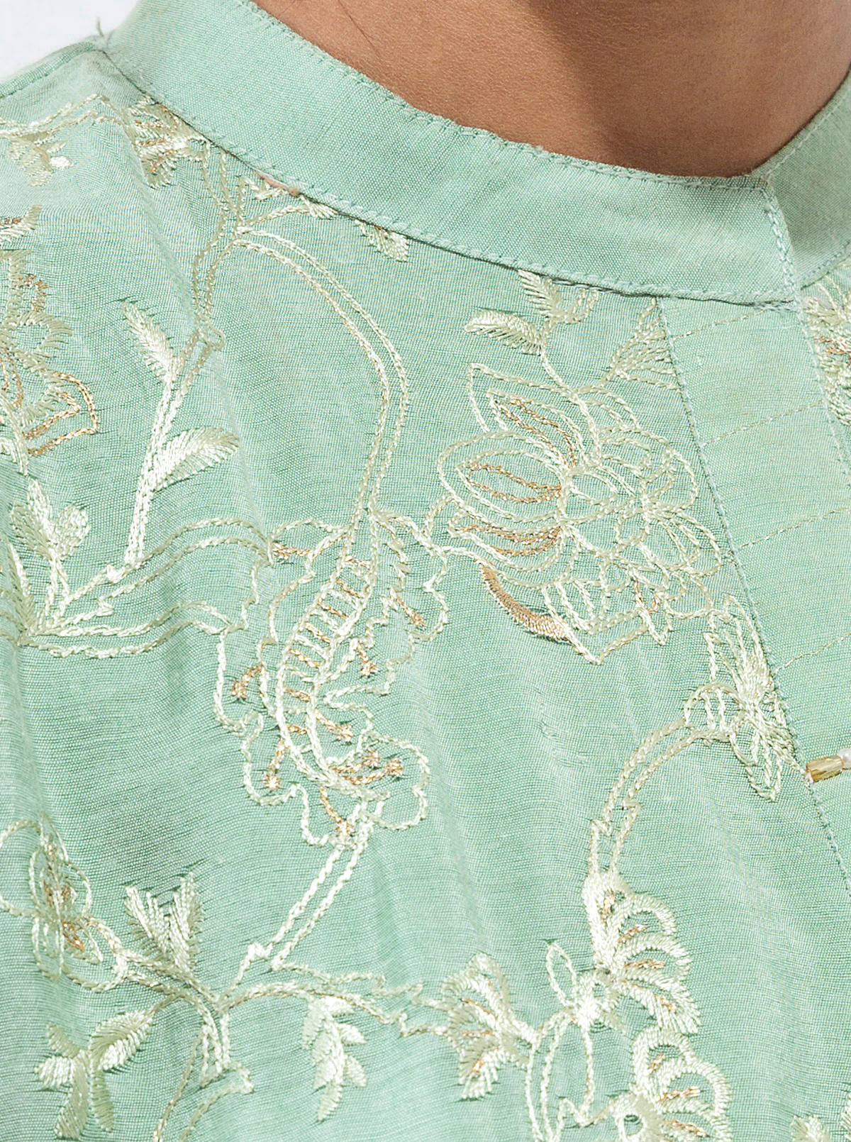 2 PIECE EMBROIDERED PAPER COTTON SUIT (LUXURY PRET) - Image 4