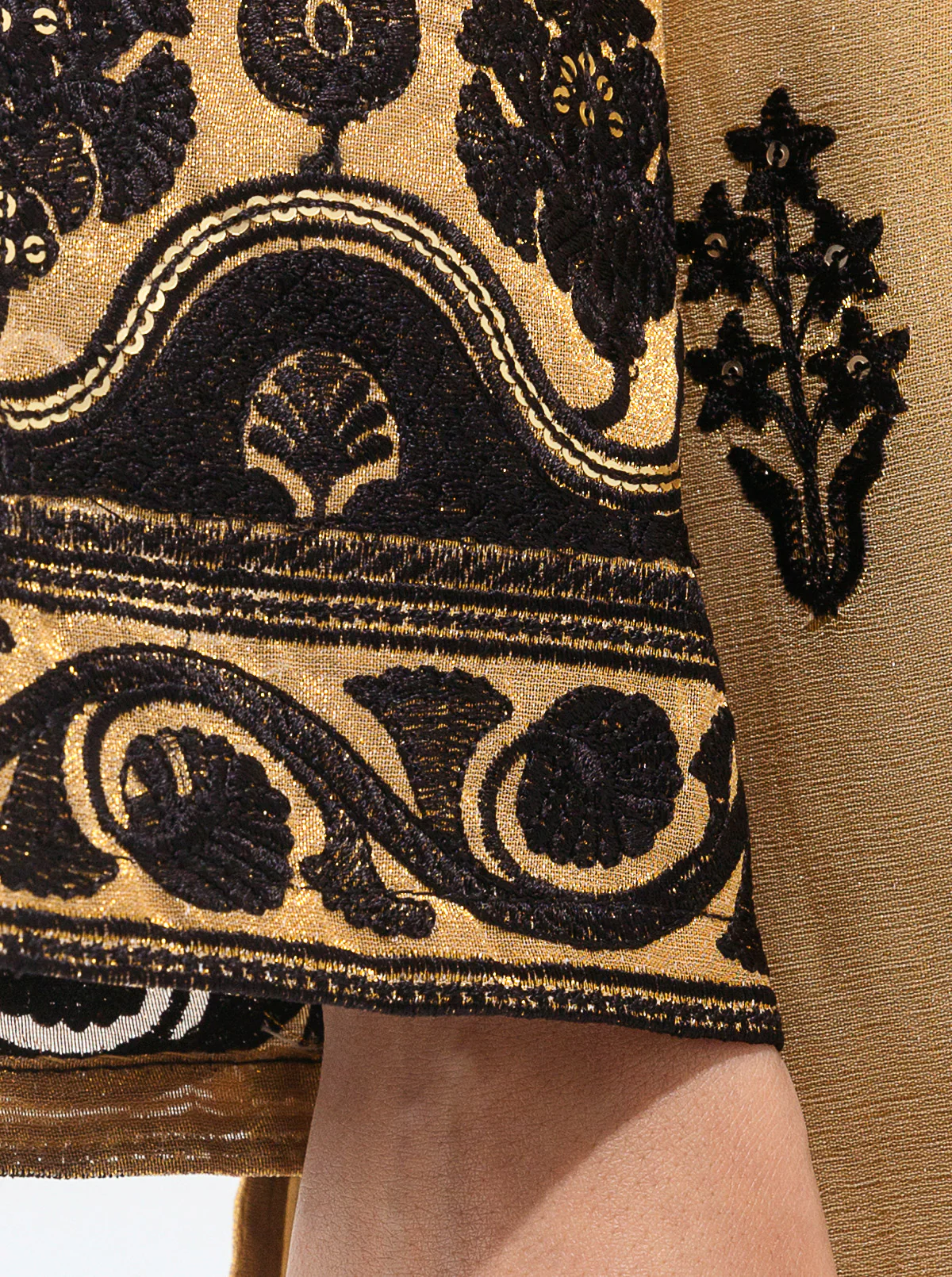 EMBROIDERED SHIRT - Image 4